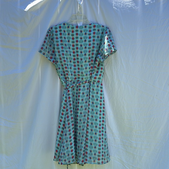 Cute summer dress with owls, very flirty and fun. Size 14 - Picture 3 of 5